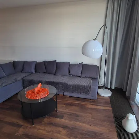 Apartman Towarowa Orange Apartment, Free Parking, Air-conditioning, Self Check-in 24h Poznań