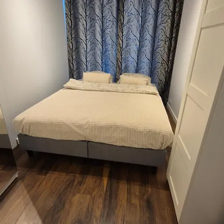 Towarowa Orange Apartment, Free Parking, Air-conditioning, Self Check-in 24h Apartman