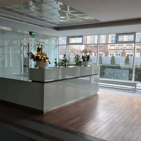 Towarowa Orange Apartment, Free Parking, Air-conditioning, Self Check-in 24h *