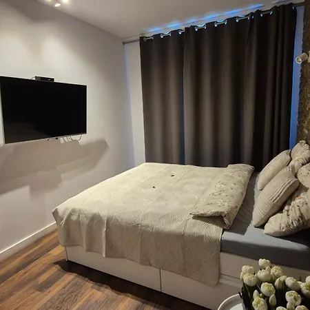 Lägenhet Towarowa Orange Apartment, Free Parking, Air-conditioning, Self Check-in 24h Poznań