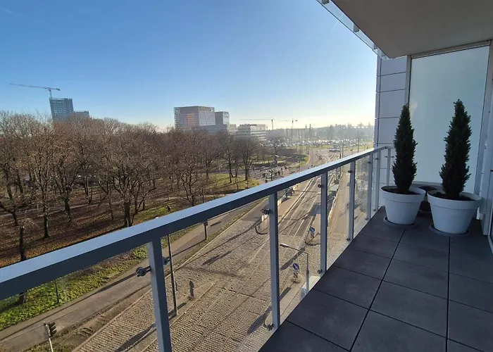 Towarowa Orange Apartment, Free Parking, Air-conditioning, Self Check-in 24h Poznań