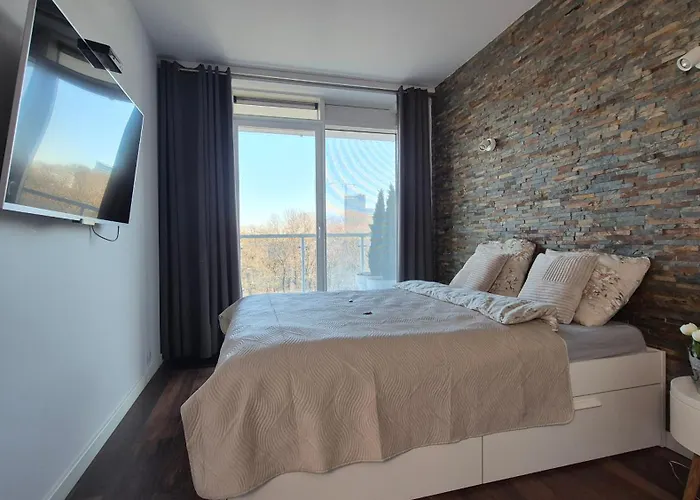 Apartment Towarowa Orange Apartment, Free Parking, Air-conditioning, Self Check-in 24h *