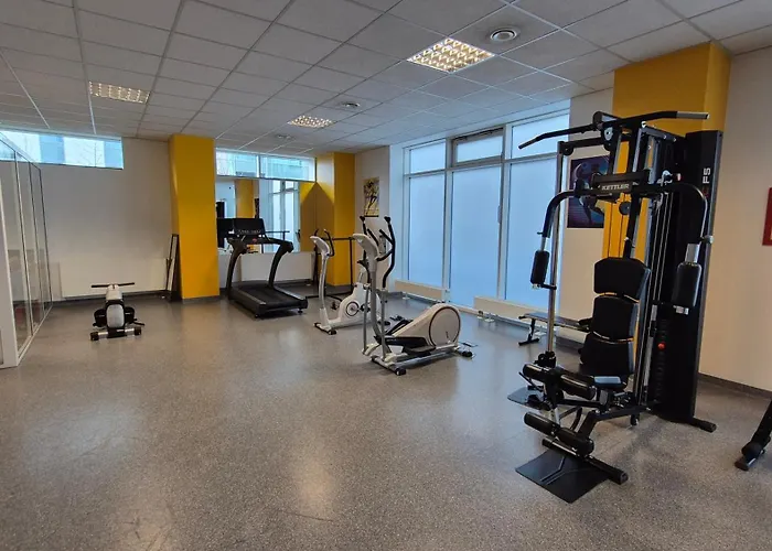 Towarowa Orange Apartment, Free Parking, Air-conditioning, Self Check-in 24h Апартаменты *